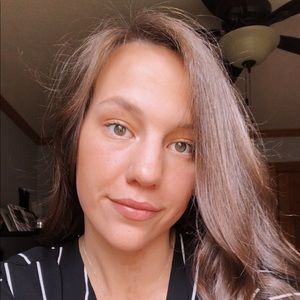 Meet your Posher, McKenzie